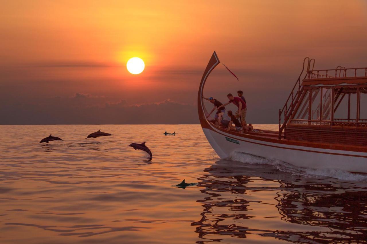 Radisson Blu Resort Maldives With 50 Percent Off On Sea Plane Round Trip 03 Nights & Above Fenfushi Exterior photo Sunset over the Gulf of Akaroa